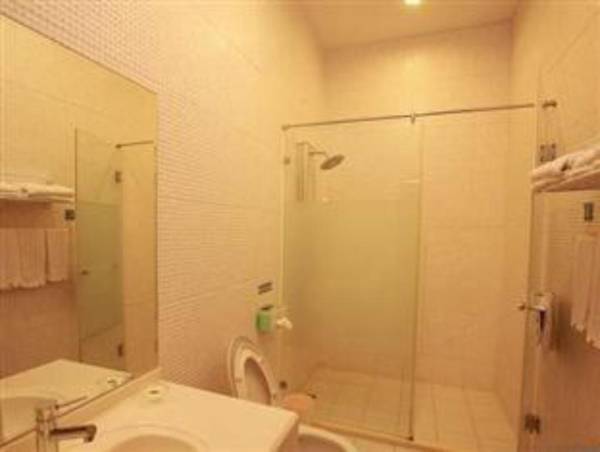 Cloudtop Landscape Hotel