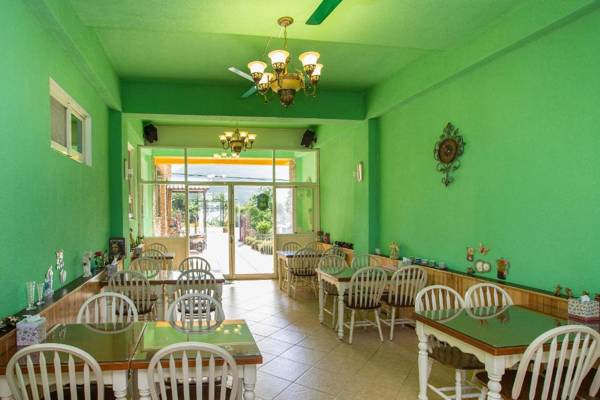 The Anderson Manor Hotel