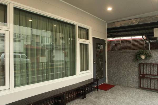 Sun Light Guesthouse