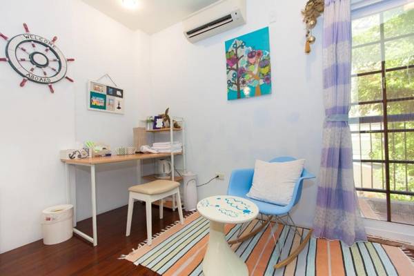 White Cotton Candy Homestay