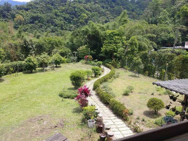 Lohas Gallery Long Stay Hostel