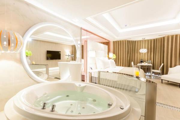 Six Star Motel-Taoyuan