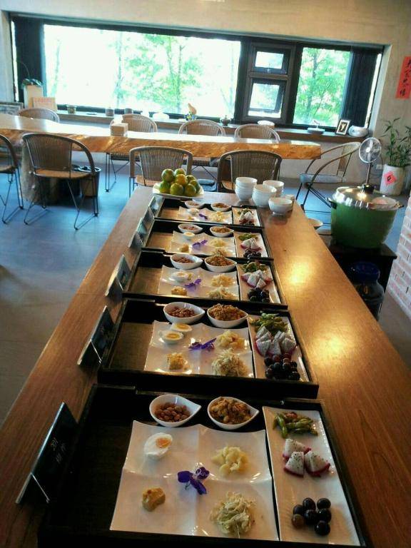 宜蘭包棟包層包房烤肉戲水親子民宿含建築師湧泉泡湯A館及非泡湯娘家B館Yilan House