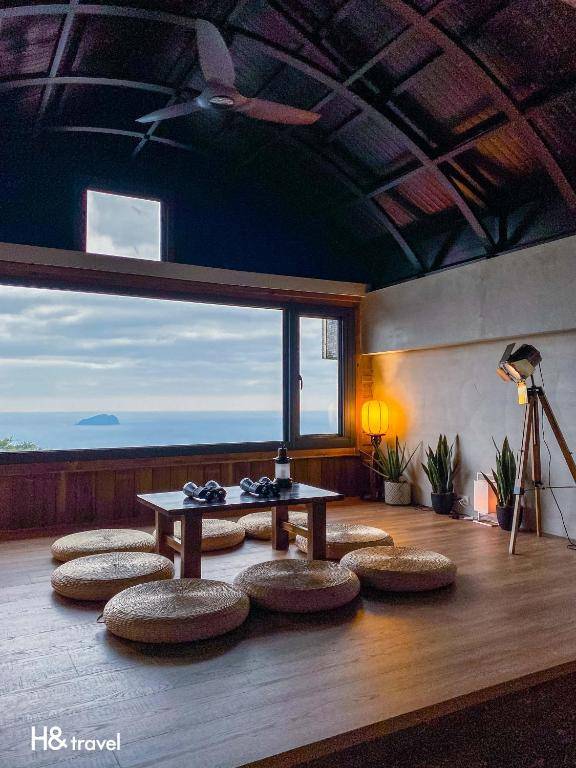 H& Jiufen The Ocean Theory