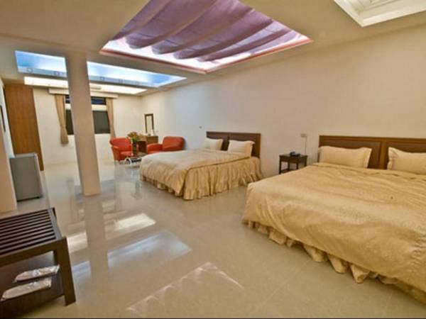 Yue Jing Commercial Hotel