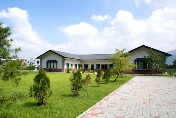 Country Breeze Homestay House