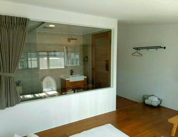 Little Time Guesthouse