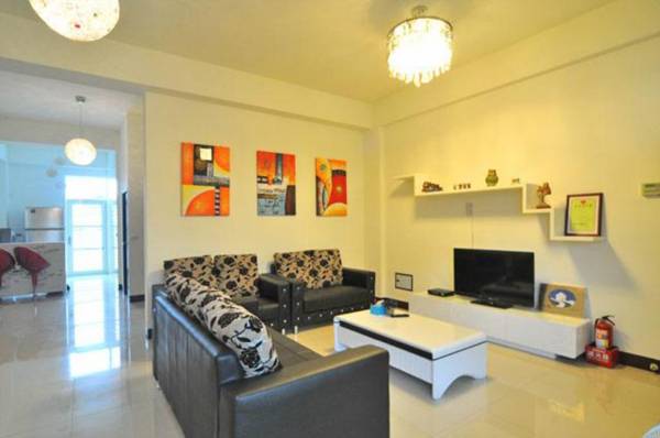 H& Knock Knock style inn