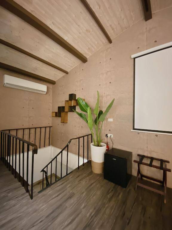 辣虎邸家 Love Here