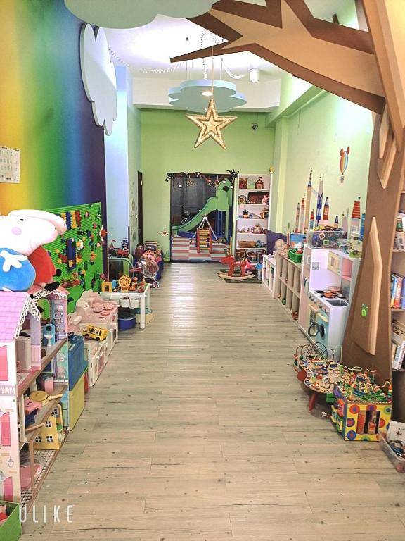 Funny Eggs Guest House