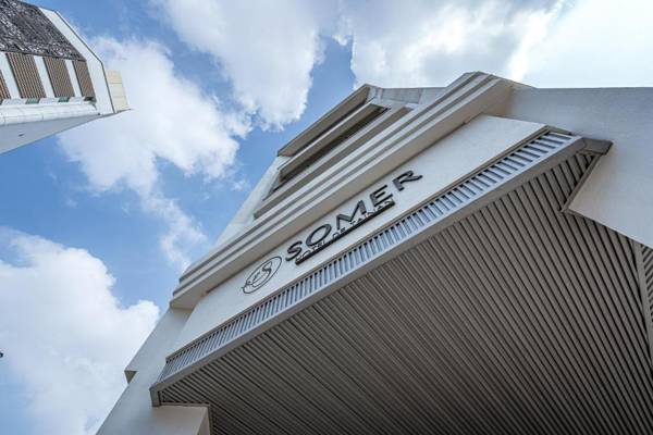 Somer Hotel
