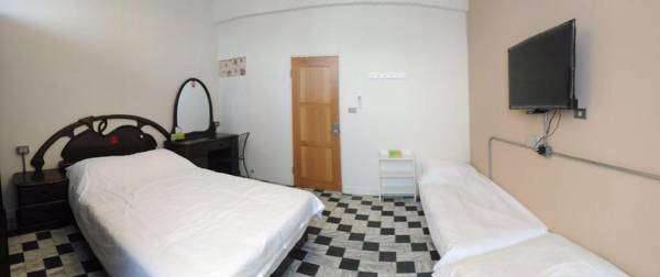 i老宅2-安平漁光樂-平價包棟民宿 依入住人數計價最貼心 依人數開放房間最省錢 非開放全部房間請注意-請支持低碳節能環保民宿