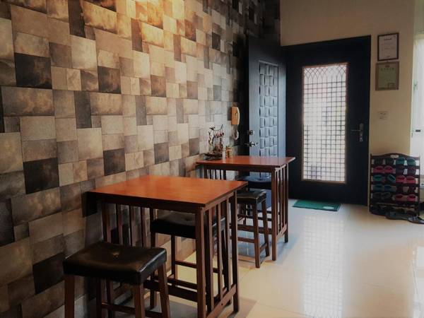 Railway Traveler B&B