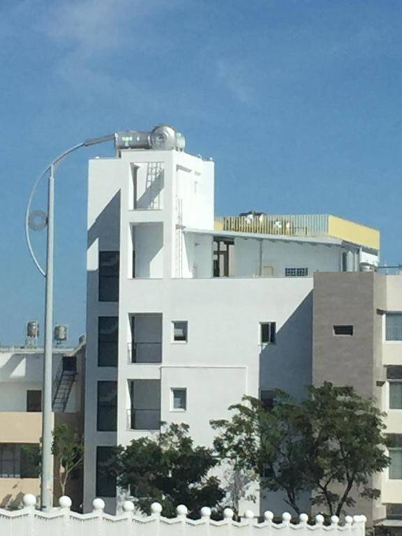 Tiin Tinn - Rivershore B&B