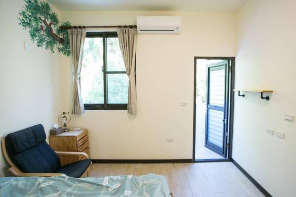 Tree House Café & Homestay