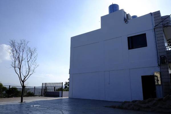 Kumokuru 雲山初露