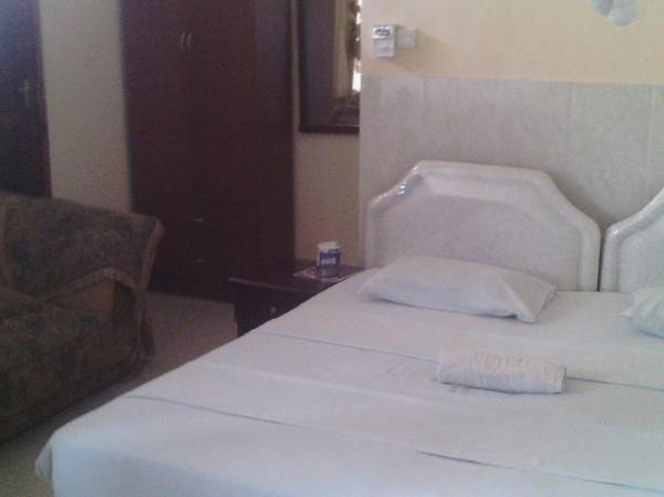 Cross Way Executive Hotel Ltd