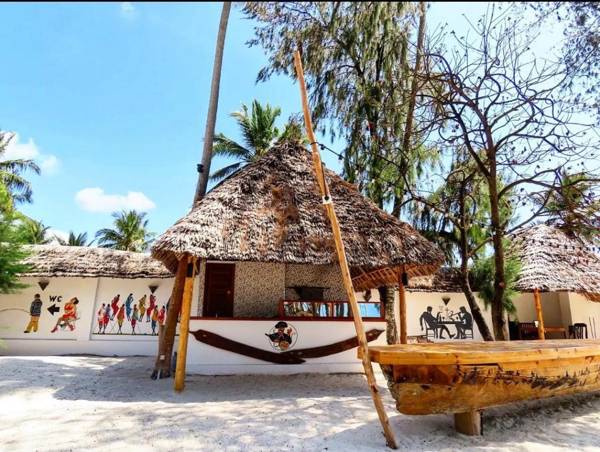 Palm Tree Resort Bwejuu