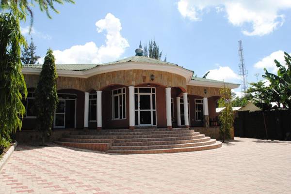 Saruni River Lodge