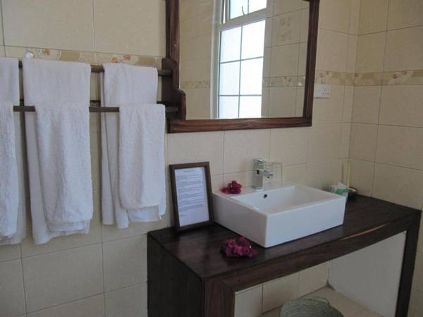 Albatross Ocean View