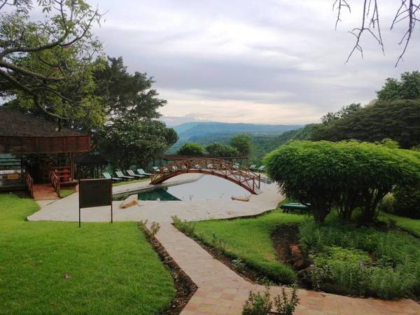 LAKE MANYARA WILDLIFE LODGE