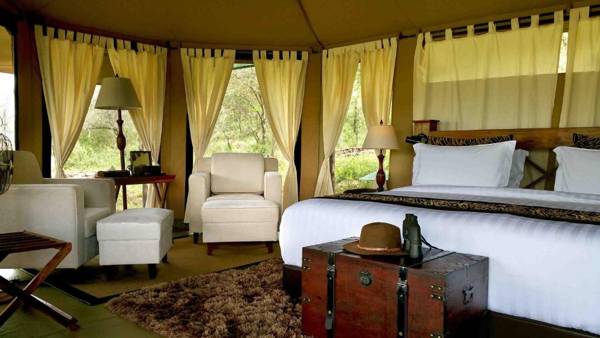 Ole Serai Luxury Camp