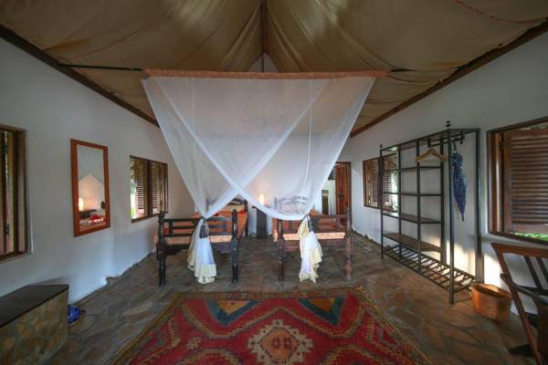 Kinasi Lodge