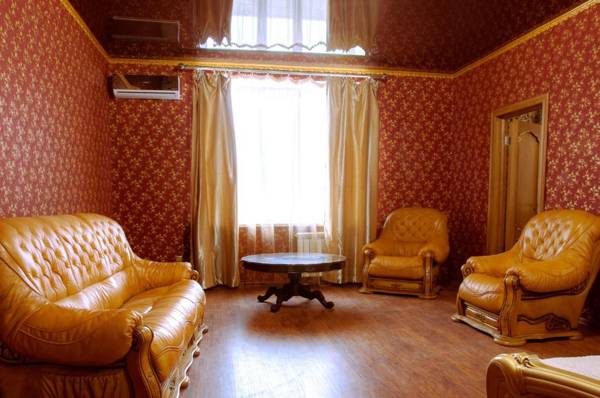 Hotel Royal (Отель Роял)