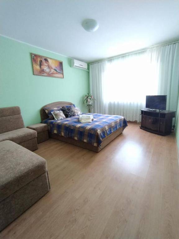 Центр. уютная квартира р-н Универ. ПУЭТК.Т Листопадотеля АЛЛЕЯ ГРАН