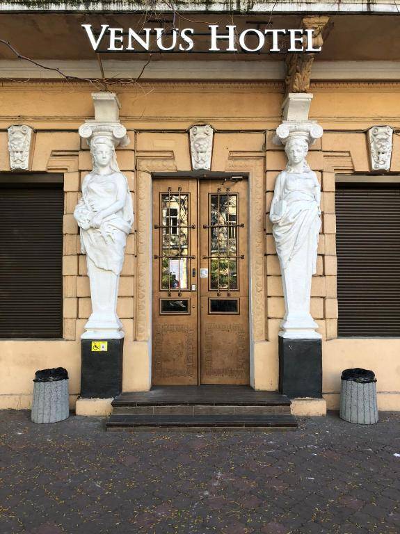 Venus Hotel Венус