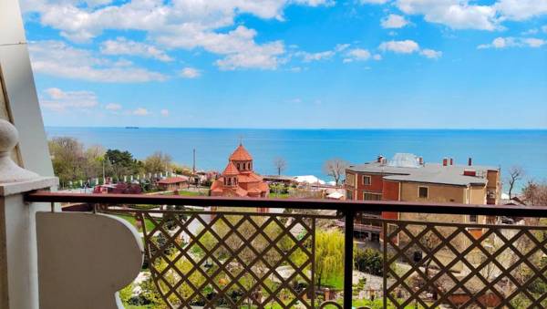 apartment in Arcadia Palace with sea view!