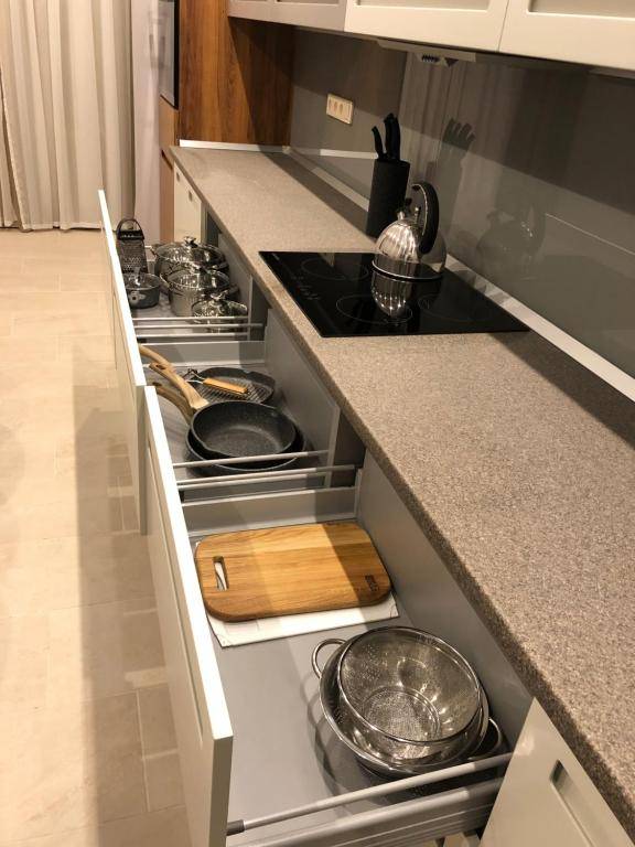 Новые и уютные апартаменты в 10 минутах езды от Совиньона