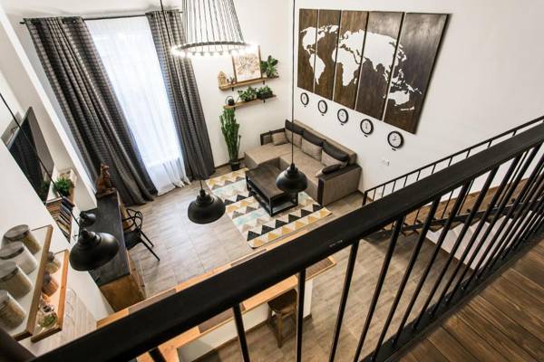 Two independant apartments nearby for 8 MH