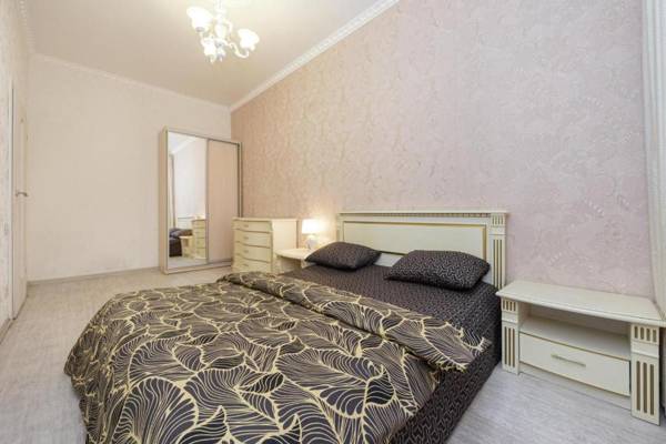 2- Комнатные VIP- апартаменты с балконом на Дерибасовскую