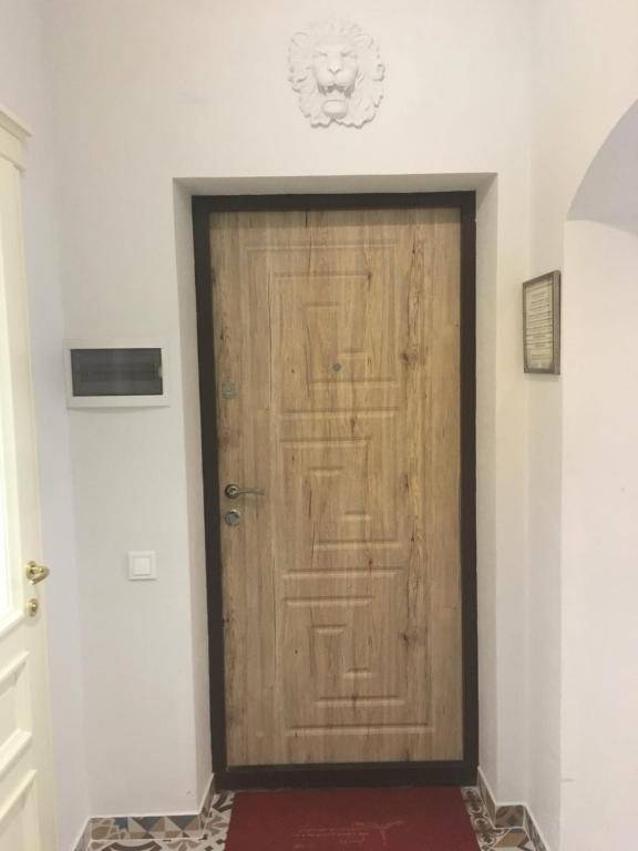 Monro - Heart of Lviv