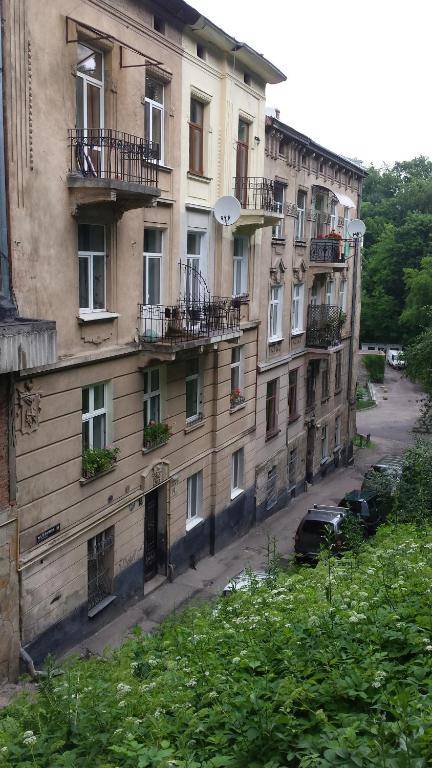 Near Citadel Apartment 2