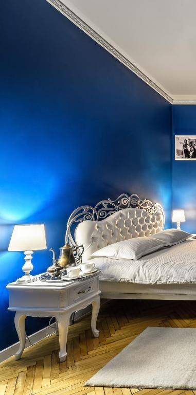 Apartment Blue Dreams