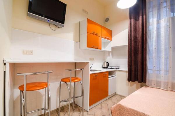 Economy Apartment on Rappoporta 7a-1