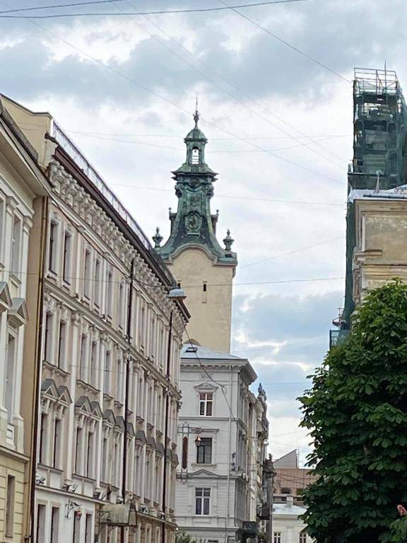 Zdesj Zhivet Schastje