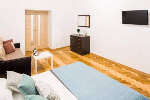 Bright and cozy apart with balcony