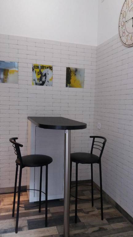 Apartment with fireplace