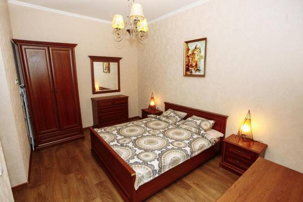 Apartment near Museum