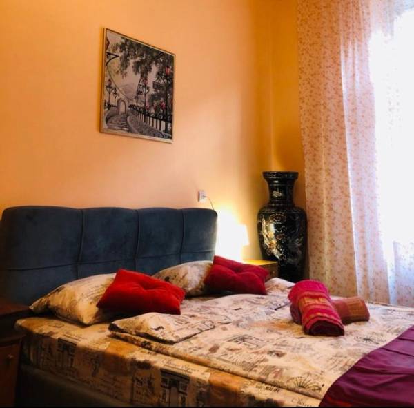 Lvivskiy Zatyshok 2 Bedrooms ISOLATED with Balcony