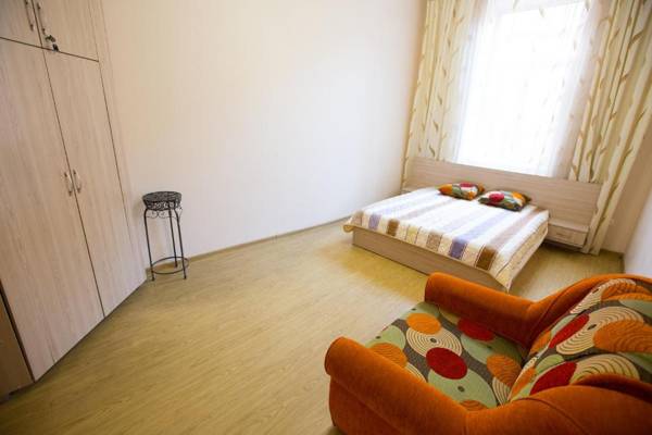 Апартаменти на проспекті Шевченка 14