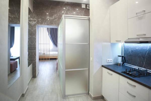 LEOGRAND Apartment on Drohobycha 4