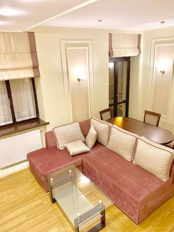 Two-bedroom on Lesi Ukrainky