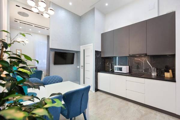 Royal Apartment on Franka 28