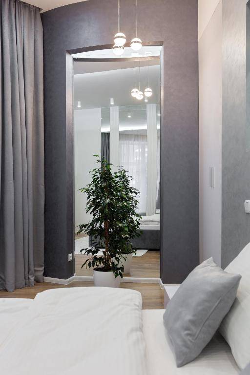 Royal Apartment on Franka 28