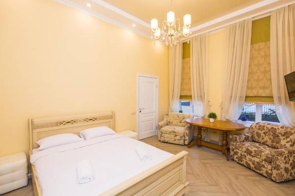 Avangard Sholom Aleichem Apartment