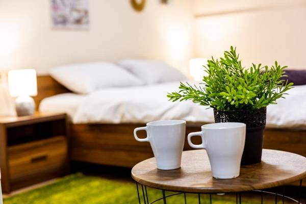 Romari Rynok Square 3